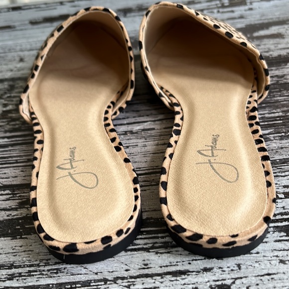 J.Adams flats - Picture 3 of 8